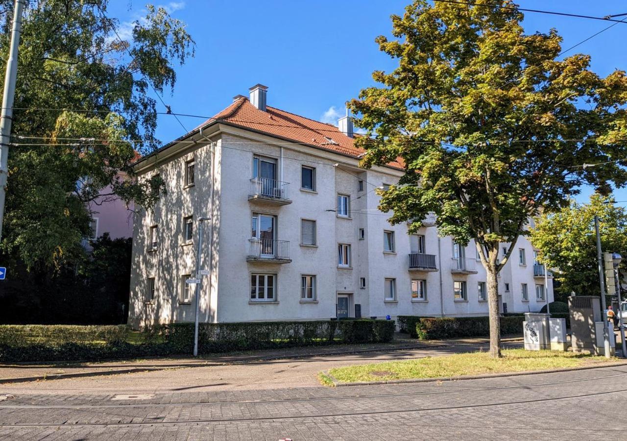 65Qm Altbaucharme Mit Zwei Balkonen Apartment Карлсруе Екстериор снимка